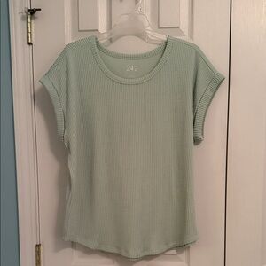 Maurices Light Green Short Sleeve Ribbed Tee
